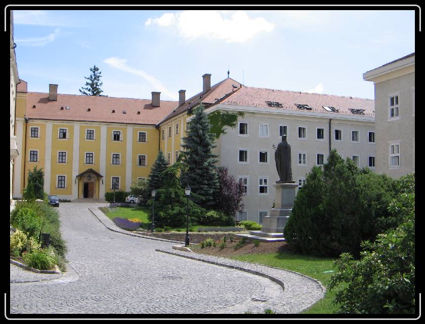 Következő dia